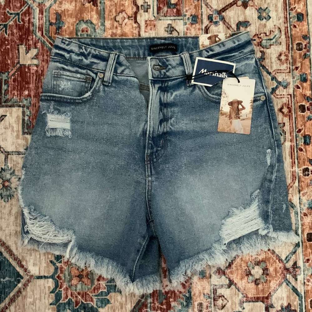 mom shorts